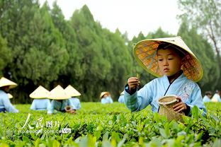 稳定军心！里夫斯第三节7中5独得13分4板